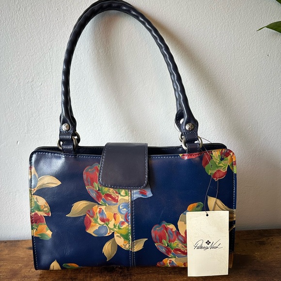 Patricia Nash Handbags - Patricia Nash Navy Floral Shoulder Bag Leather Le Fluer Purse with Dust bag NWT